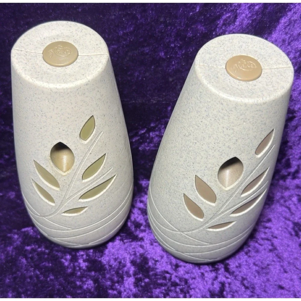 Set Of 2 Glade Automatic Air Freshener Spray Dispenser Holder‎ Stone Tan Leaf